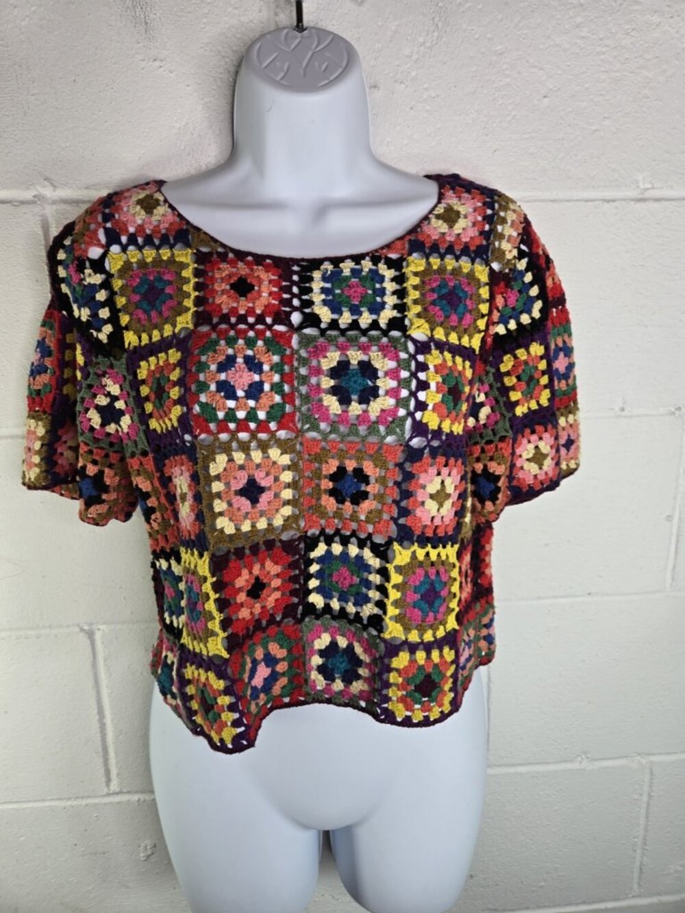 Farm Rio Brasilia Granny Square Crochet Cropped Sweater Knit Top - Picture 5 of 9